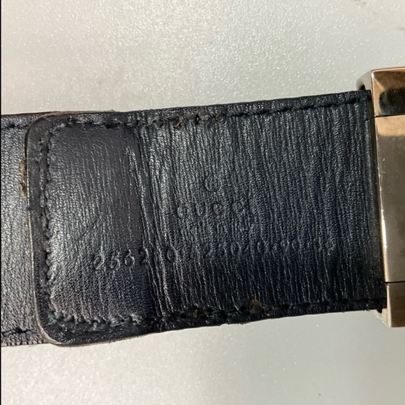 Gucci Black Leather Belt with Silver Buckle